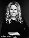 Natascha Sagorski präsentiert: »Wie wir mit unseren Kindern die Demokratie verteidigen: Politisches Empowerment für Familien«